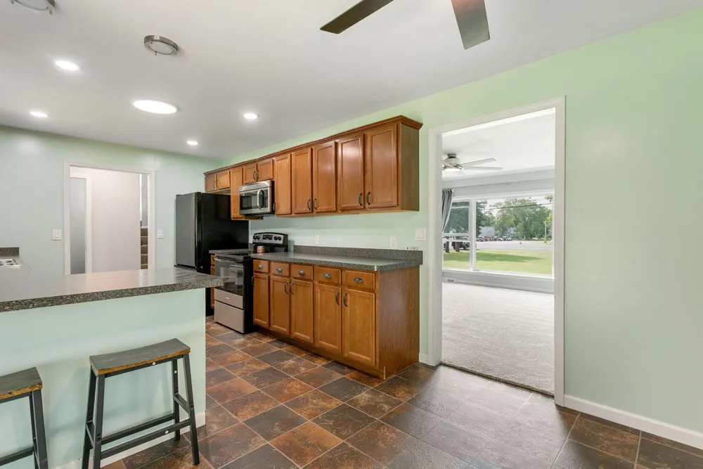 14610 U.S. 12 Union, MI 49130