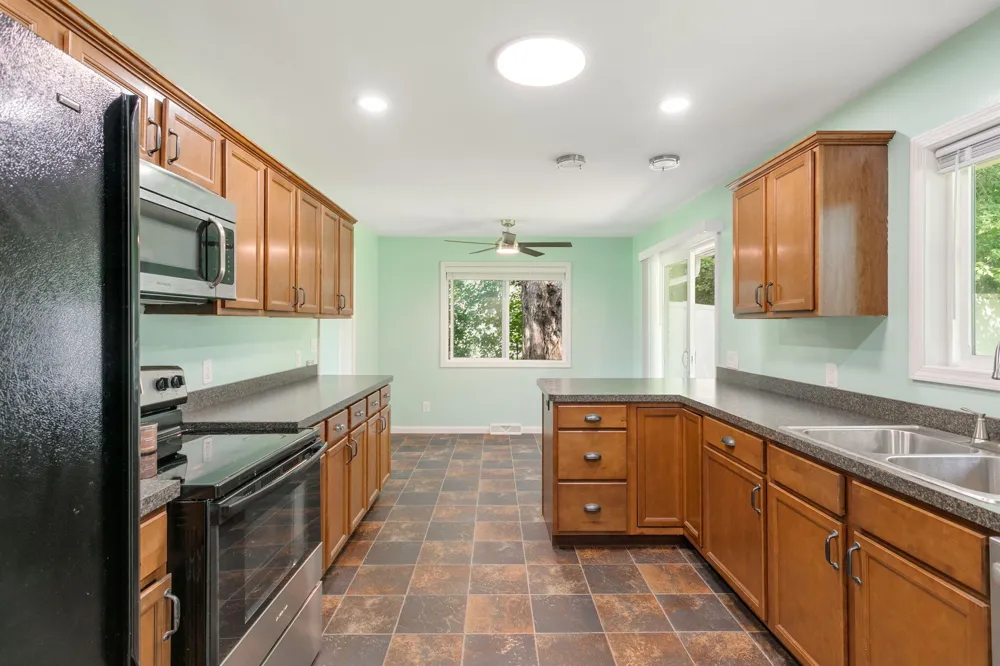 14610 U.S. 12 Union, MI 49130