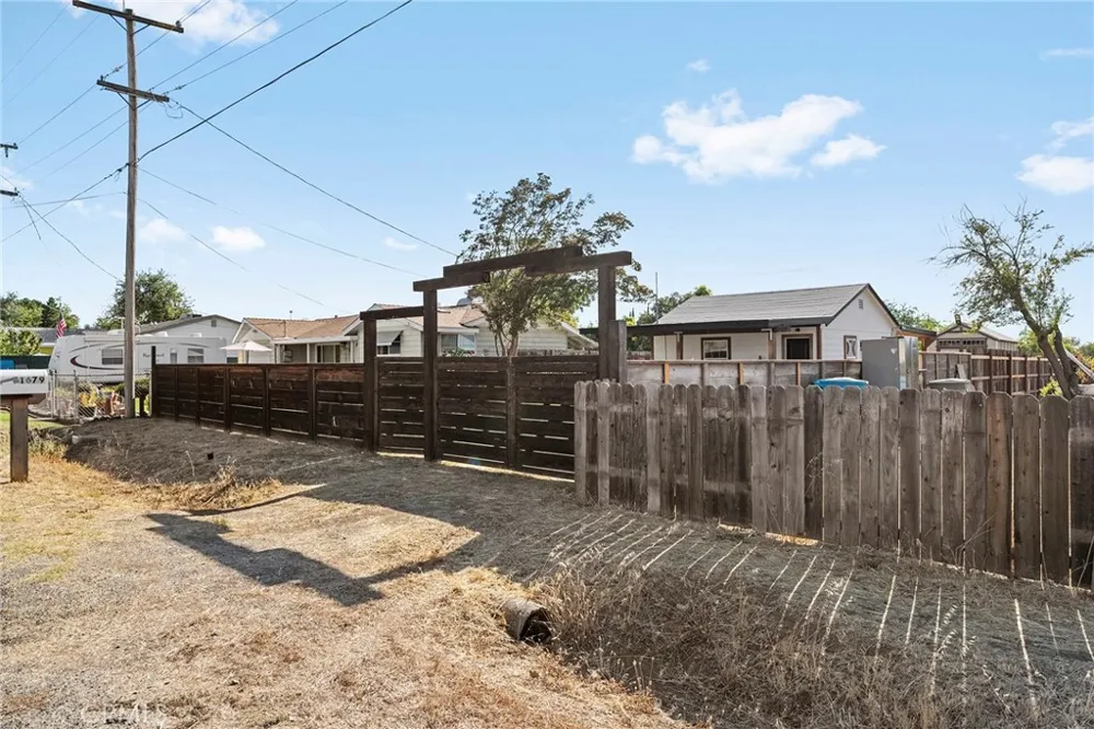 1679 6th Oroville, CA 95965