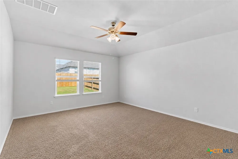 165 Hugh Drive Killeen, TX 76542