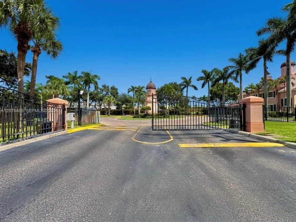 1404 Belmont Ln #1404 North Lauderdale, FL 33068