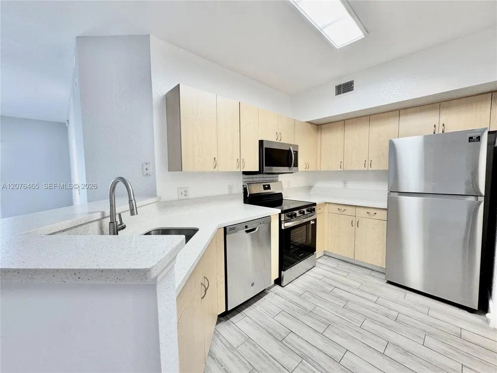 1404 Belmont Ln #1404 North Lauderdale, FL 33068