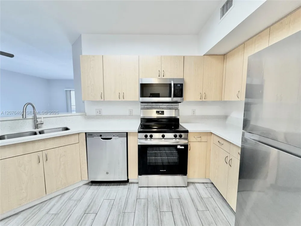 1404 Belmont Ln #1404 North Lauderdale, FL 33068
