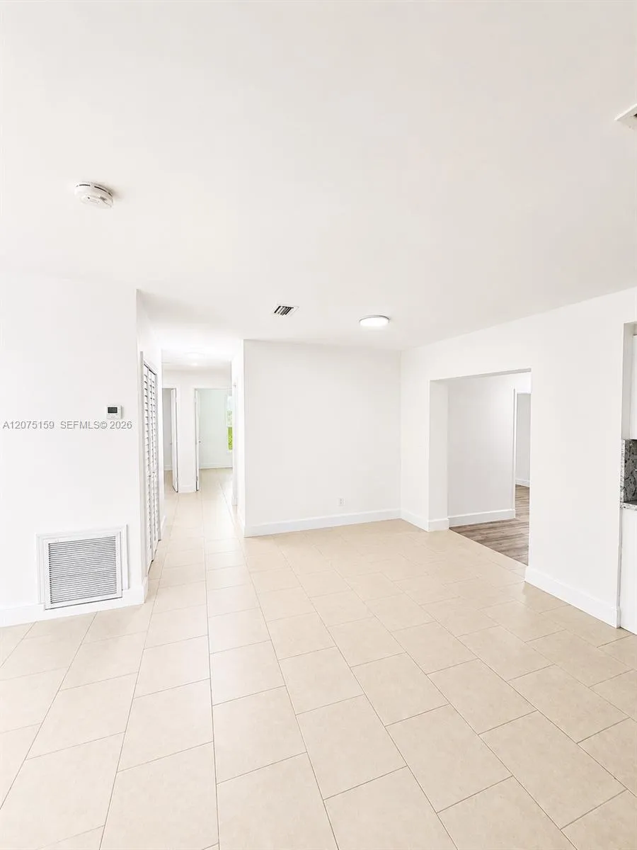 20600 SW 118th Pl Miami, FL 33177