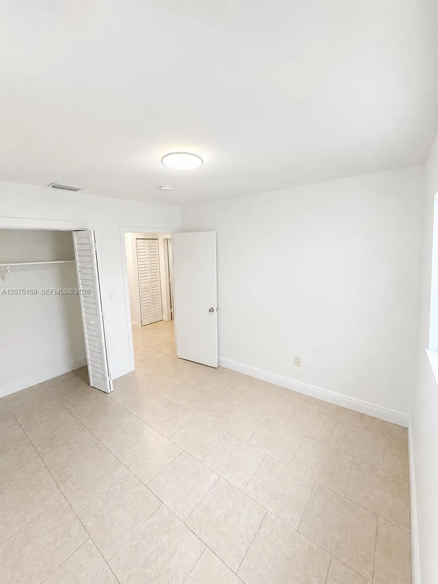 20600 SW 118th Pl Miami, FL 33177
