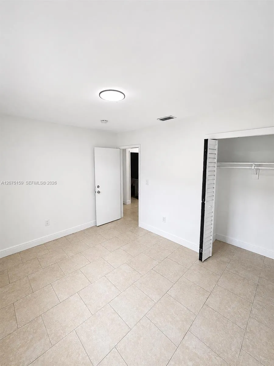 20600 SW 118th Pl Miami, FL 33177