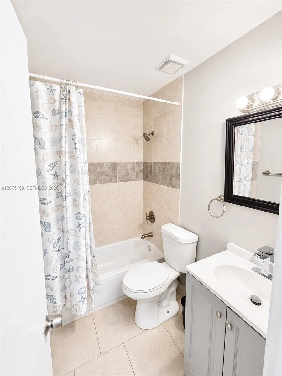 20600 SW 118th Pl Miami, FL 33177