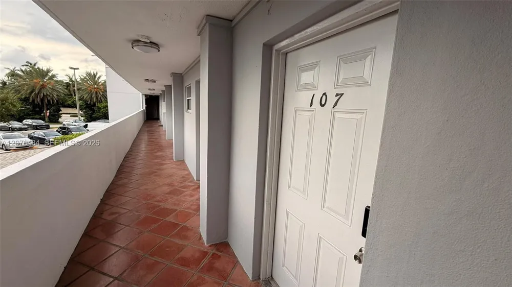 7904 West Dr #107 North Bay Village, FL 33141