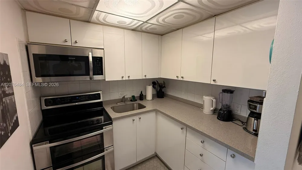 7904 West Dr #107 North Bay Village, FL 33141