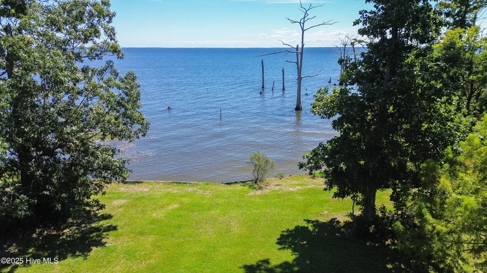 208 Osprey Drive Edenton, NC 27932