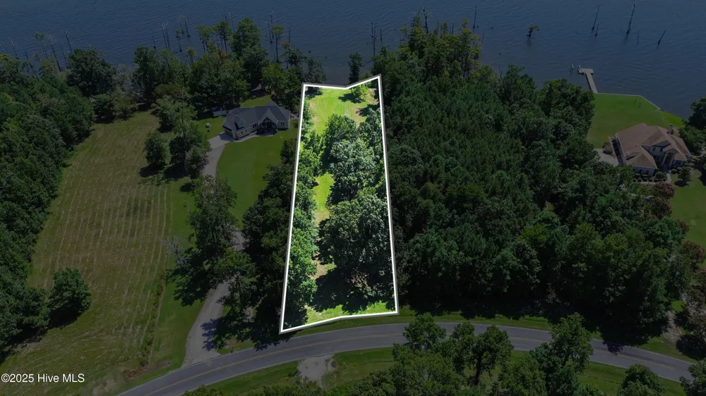 208 Osprey Drive Edenton, NC 27932