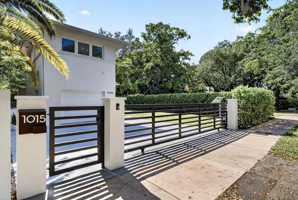 1015 Madrid Street Coral Gables, FL 33134