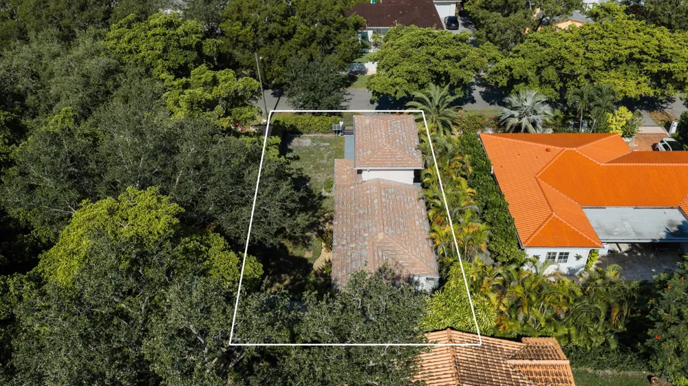 1015 Madrid Street Coral Gables, FL 33134