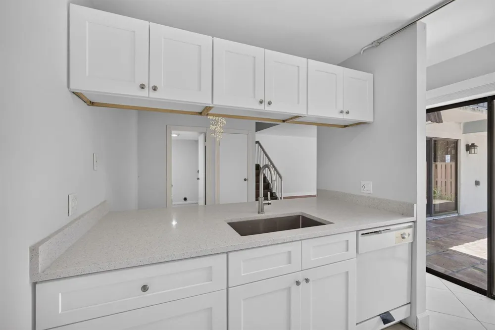 185 Charter Way West Palm Beach, FL 33407