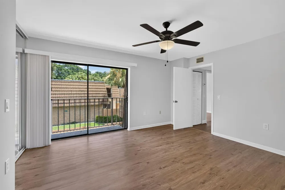185 Charter Way West Palm Beach, FL 33407