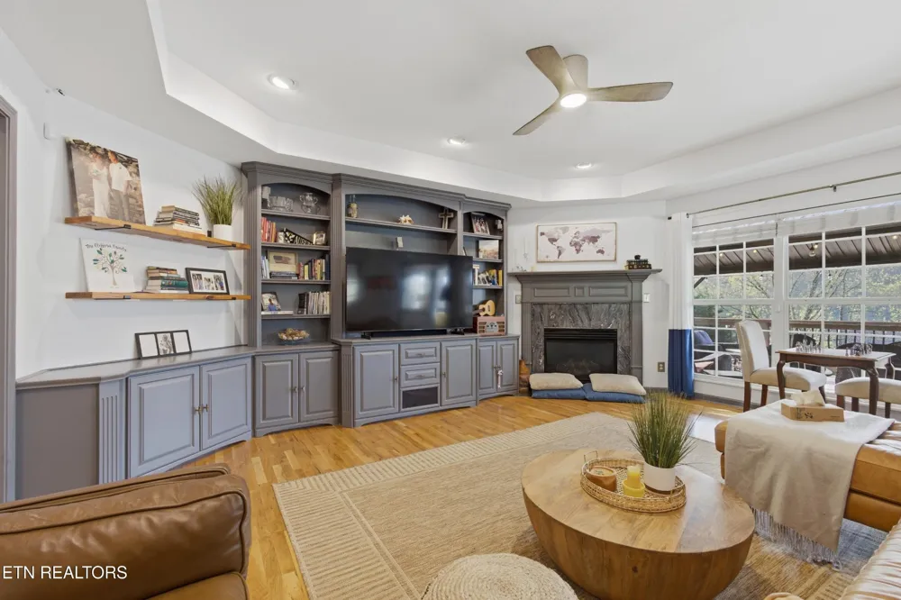 141 Settlers Rd Harriman, TN 37748