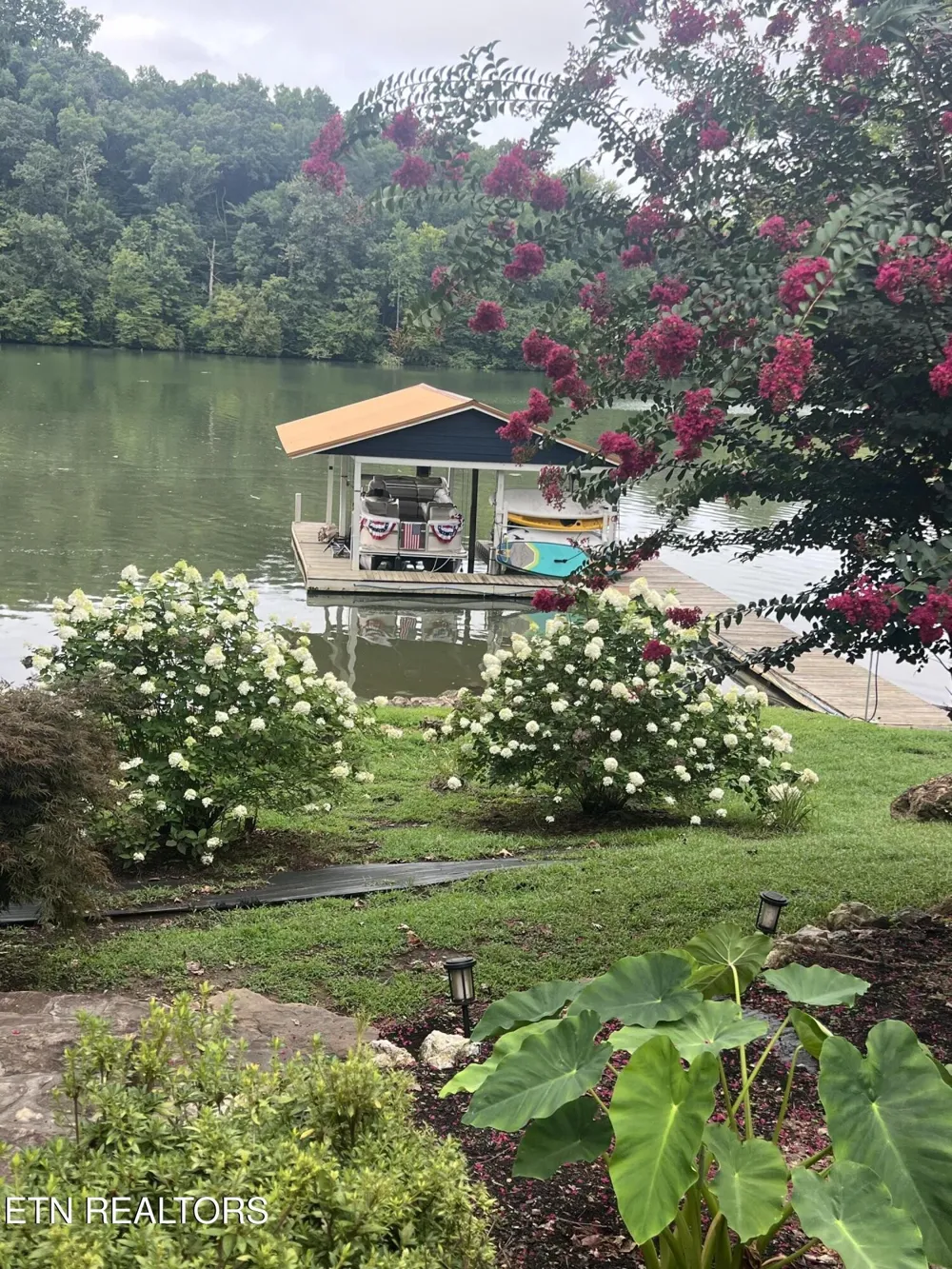 141 Settlers Rd Harriman, TN 37748