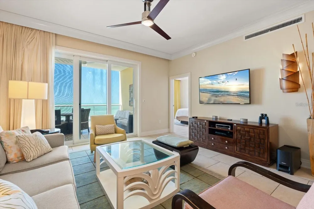 915 SEASIDE DR #405, WEEKS 22-23 Sarasota, FL 34242