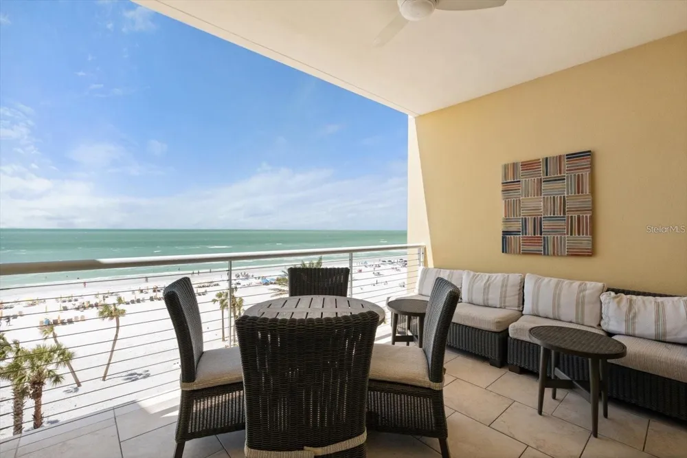 915 SEASIDE DR #405, WEEKS 22-23 Sarasota, FL 34242