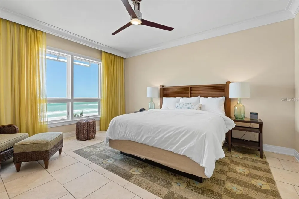 915 SEASIDE DR #405, WEEKS 22-23 Sarasota, FL 34242