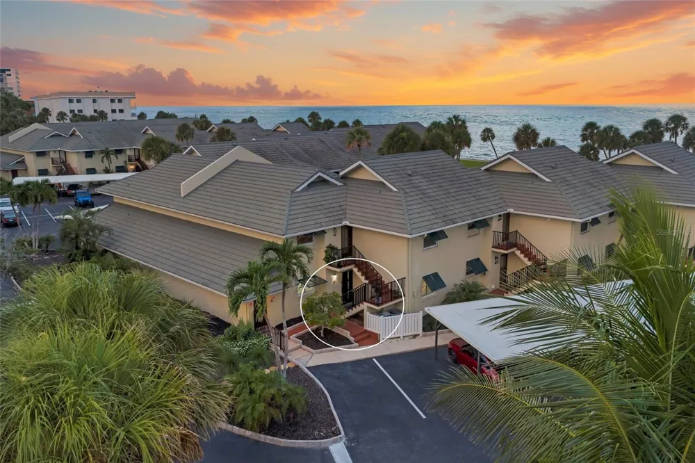 4660 OCEAN BOULEVARD #F1 Sarasota, FL 34242