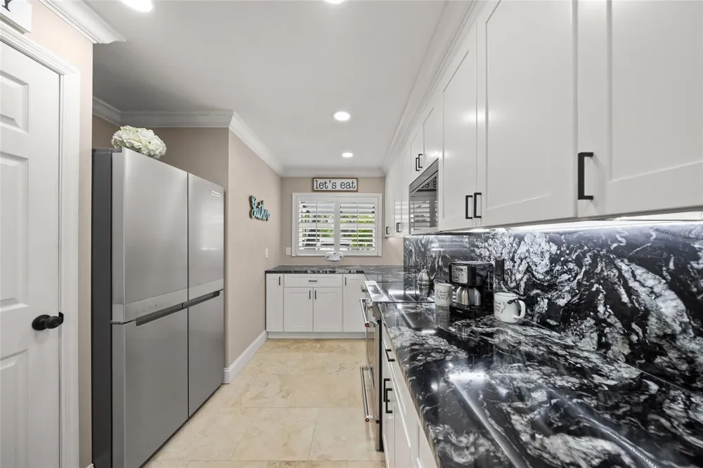 4660 OCEAN BOULEVARD #F1 Sarasota, FL 34242