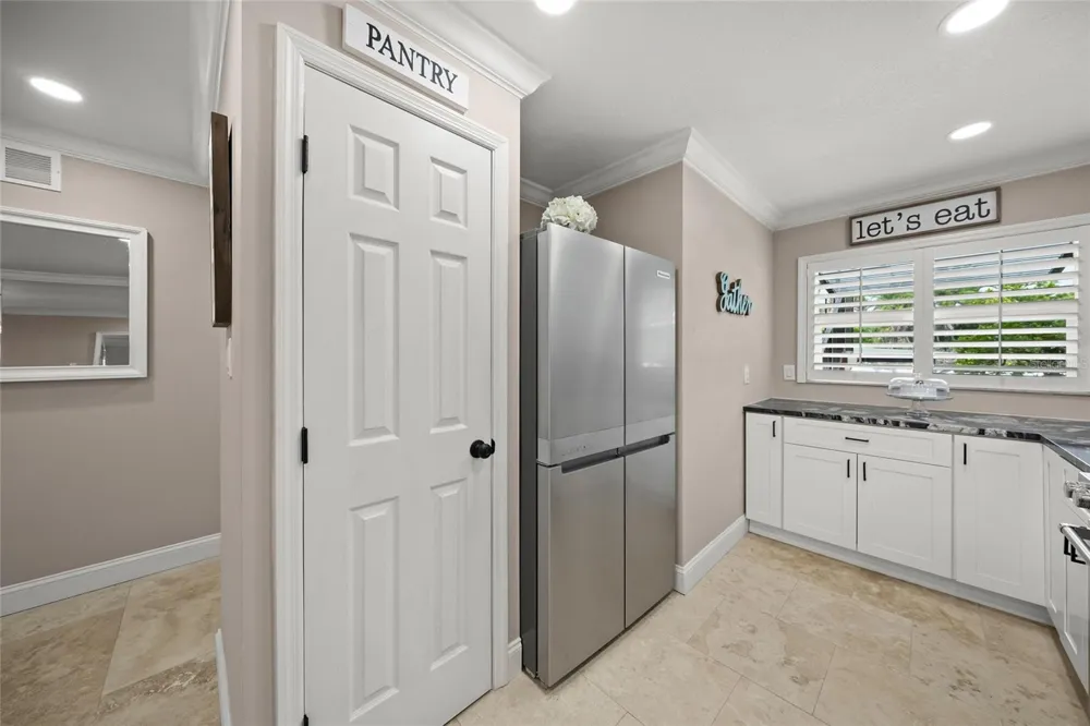 4660 OCEAN BOULEVARD #F1 Sarasota, FL 34242