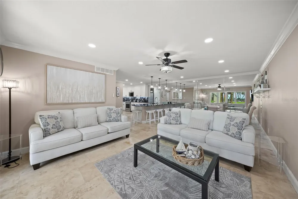 4660 OCEAN BOULEVARD #F1 Sarasota, FL 34242