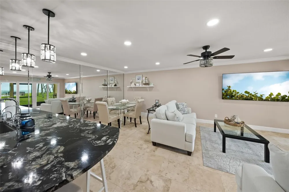 4660 OCEAN BOULEVARD #F1 Sarasota, FL 34242