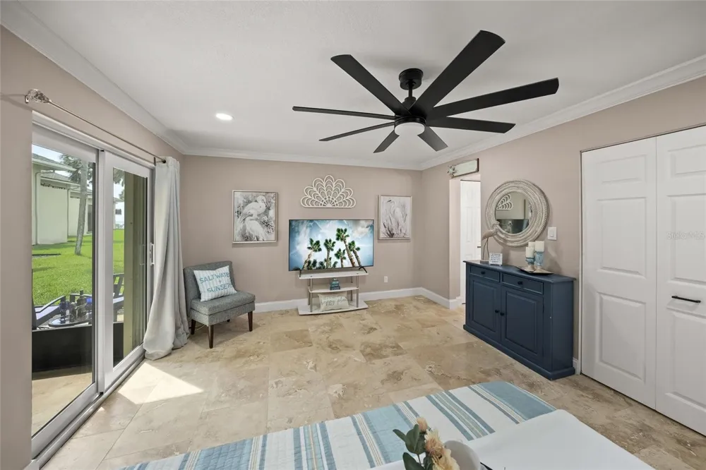 4660 OCEAN BOULEVARD #F1 Sarasota, FL 34242