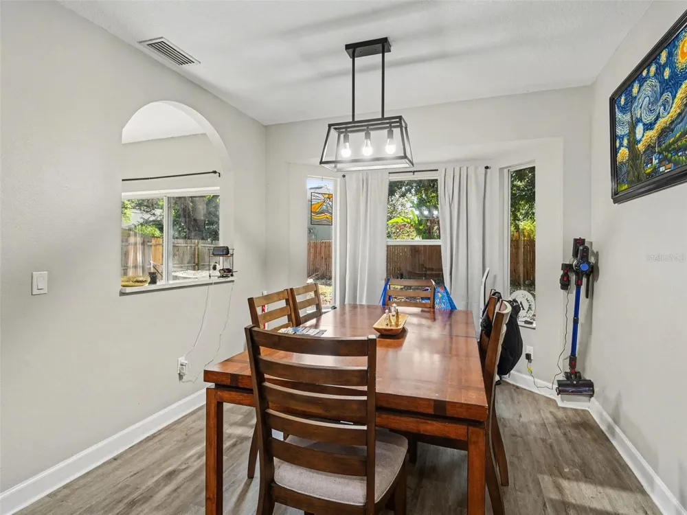 8430 QUARTER HORSE DRIVE Riverview, FL 33578