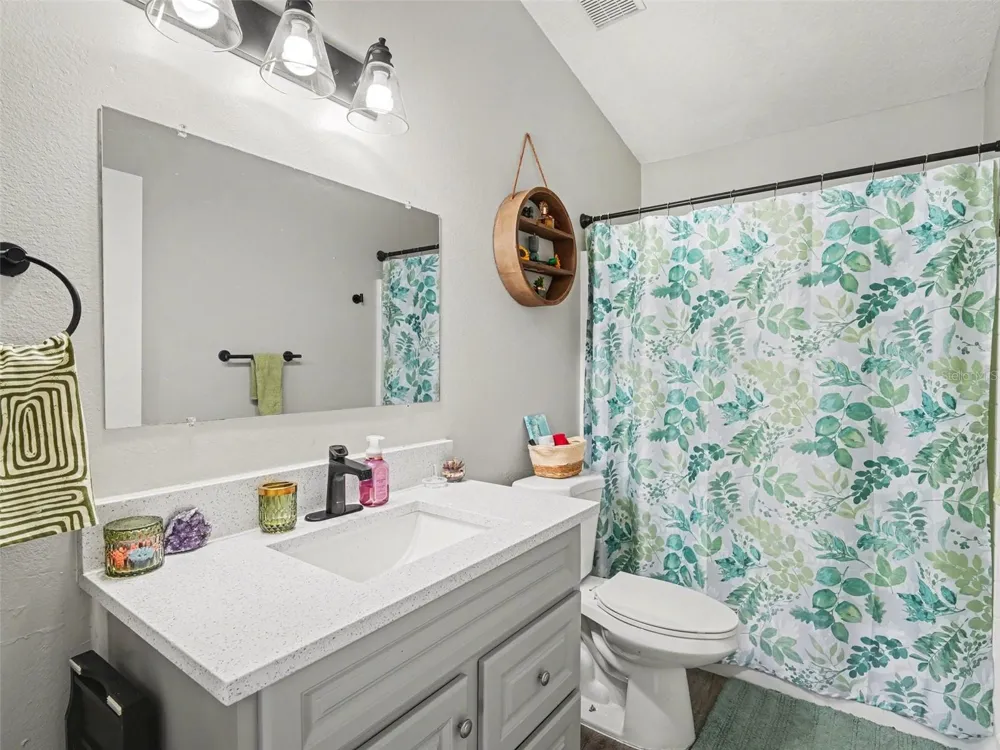8430 QUARTER HORSE DRIVE Riverview, FL 33578