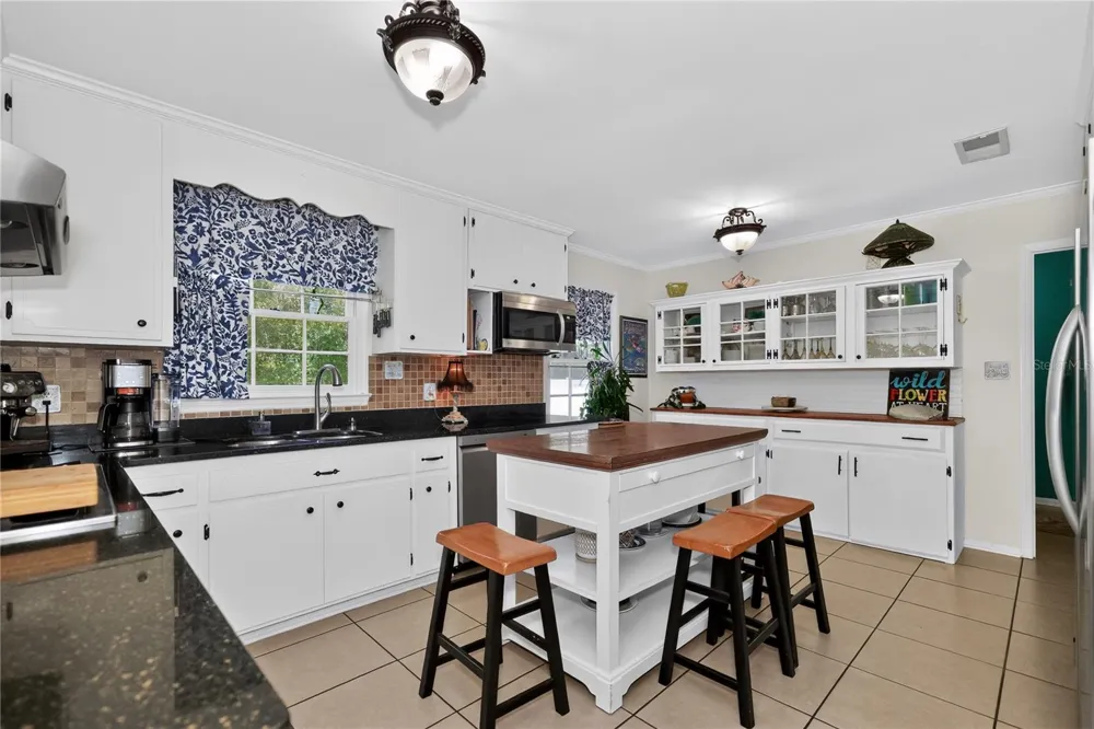 312 W MARION STREET Chattahoochee, FL 32324