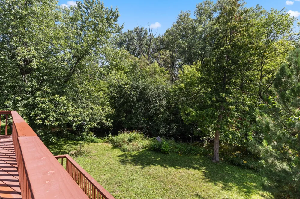 3810 Bassett Creek Drive Golden Valley, MN 55422