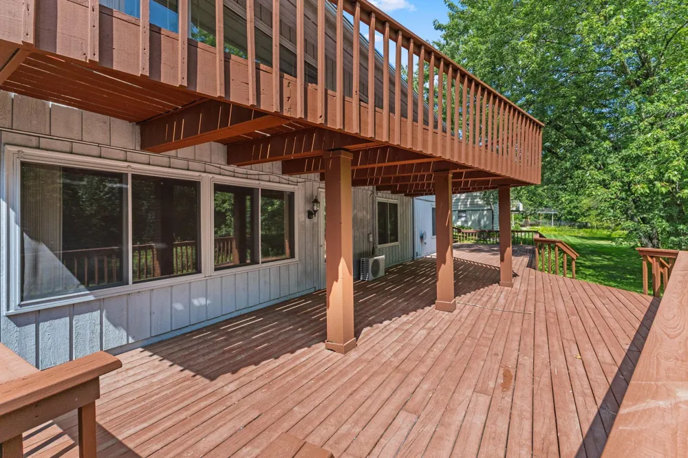 3810 Bassett Creek Drive Golden Valley, MN 55422
