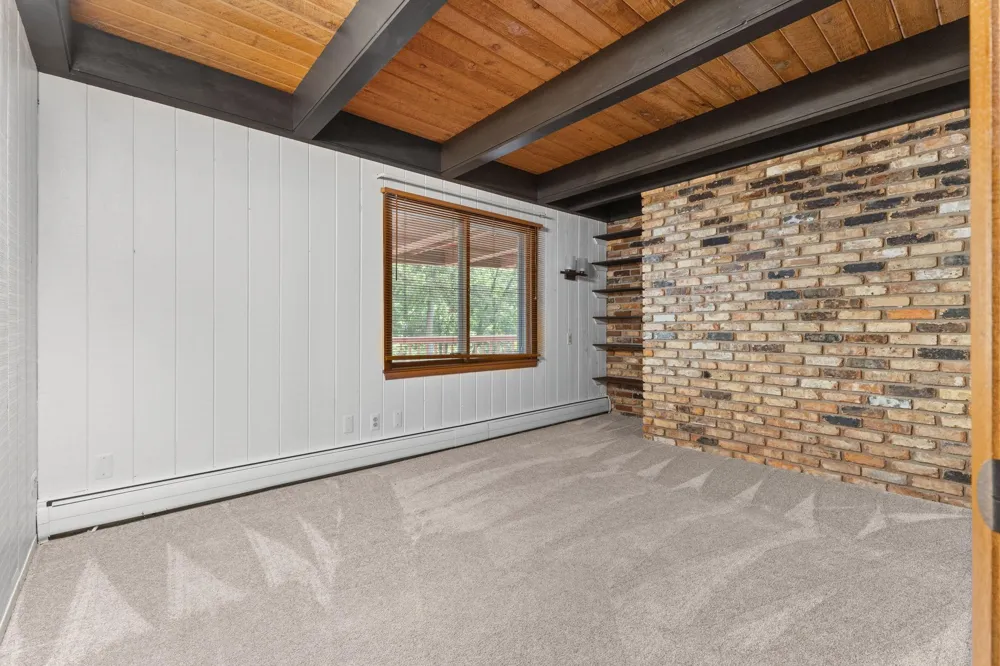 3810 Bassett Creek Drive Golden Valley, MN 55422