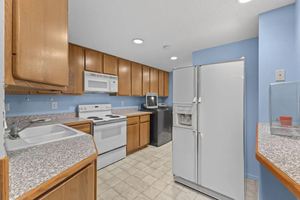 3810 Bassett Creek Drive Golden Valley, MN 55422