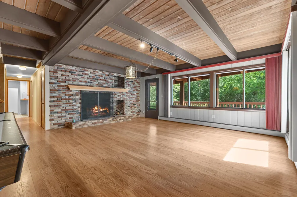 3810 Bassett Creek Drive Golden Valley, MN 55422