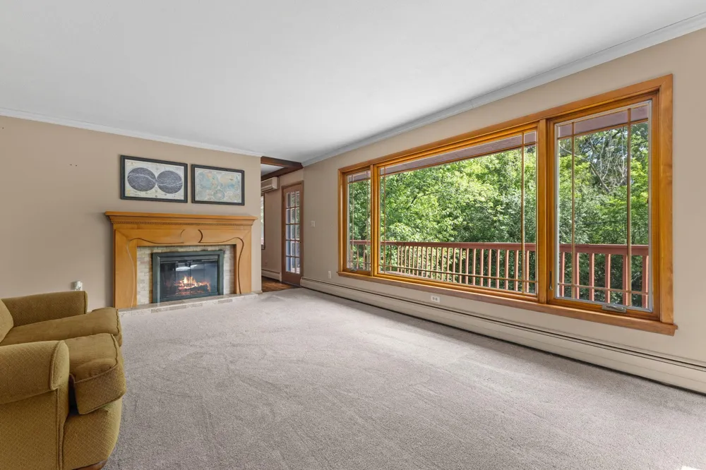 3810 Bassett Creek Drive Golden Valley, MN 55422