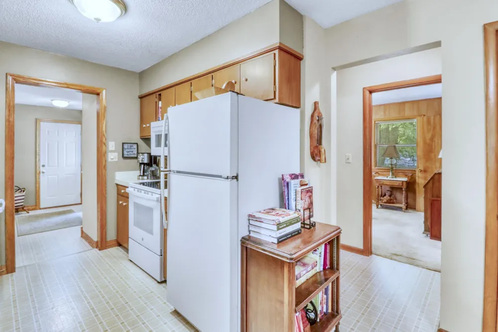 1583 E Shore Drive Detroit Lakes, MN 56501
