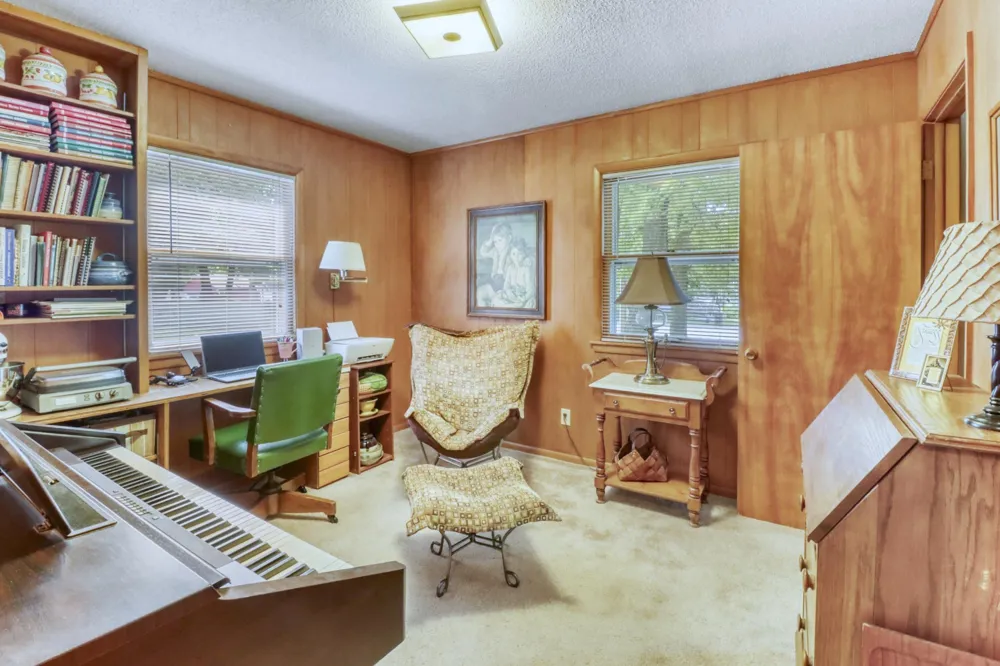 1583 E Shore Drive Detroit Lakes, MN 56501