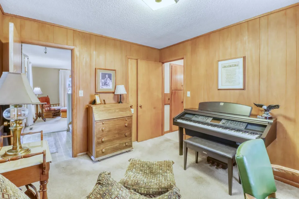 1583 E Shore Drive Detroit Lakes, MN 56501