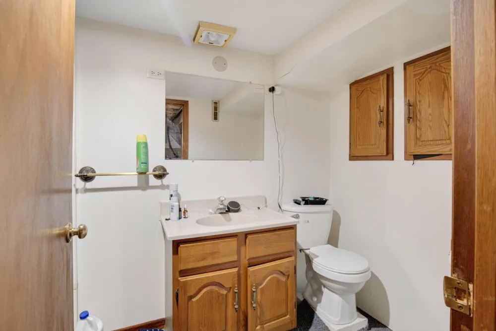 521 5th Avenue NW Valley City, ND 58072