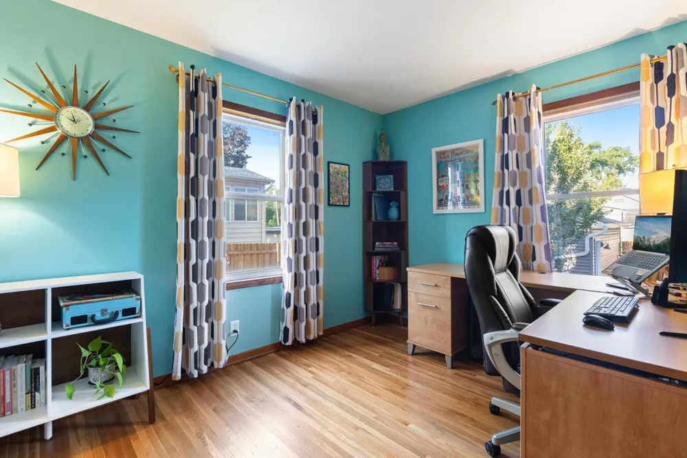 2725 Division Street North Saint Paul, MN 55109