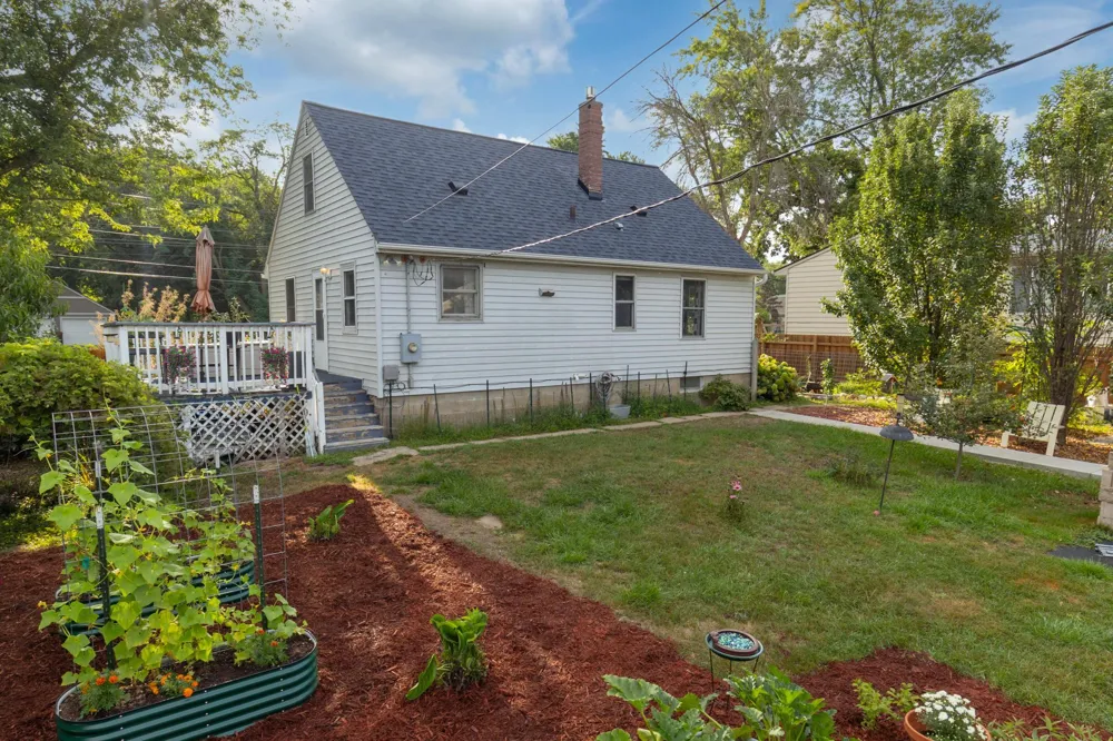 2725 Division Street North Saint Paul, MN 55109
