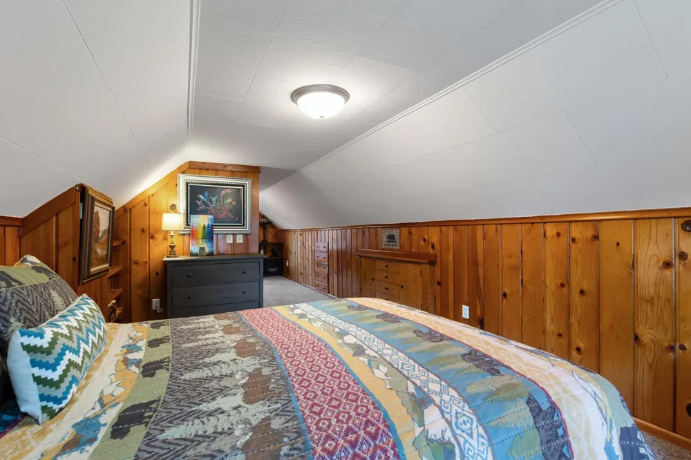 2725 Division Street North Saint Paul, MN 55109