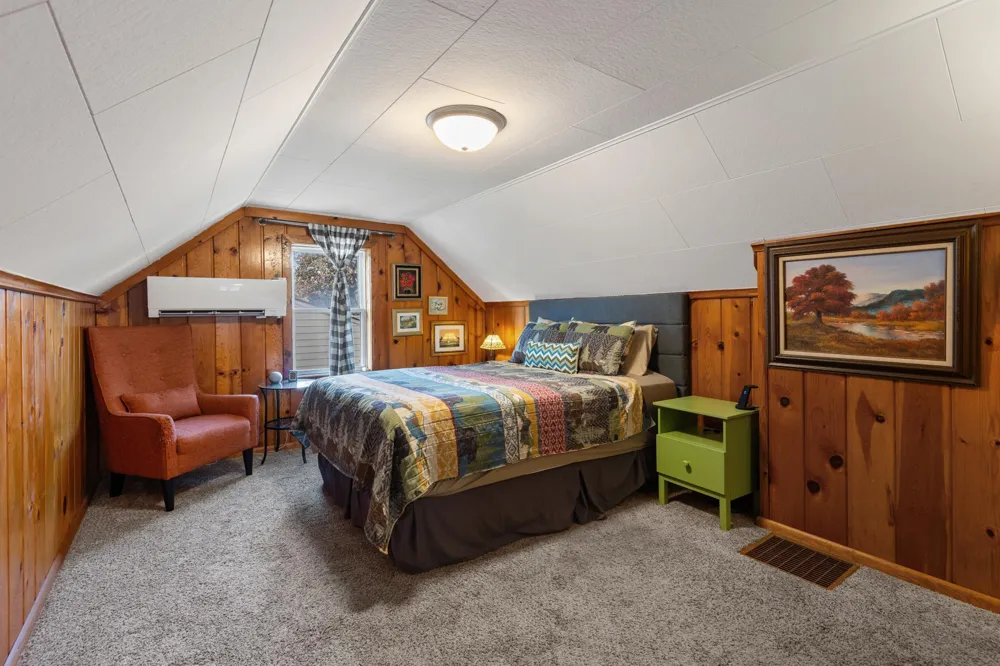 2725 Division Street North Saint Paul, MN 55109