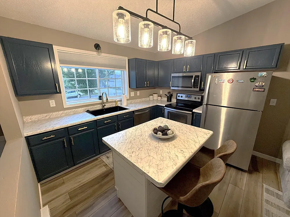 3016 32nd Avenue S Moorhead, MN 56560