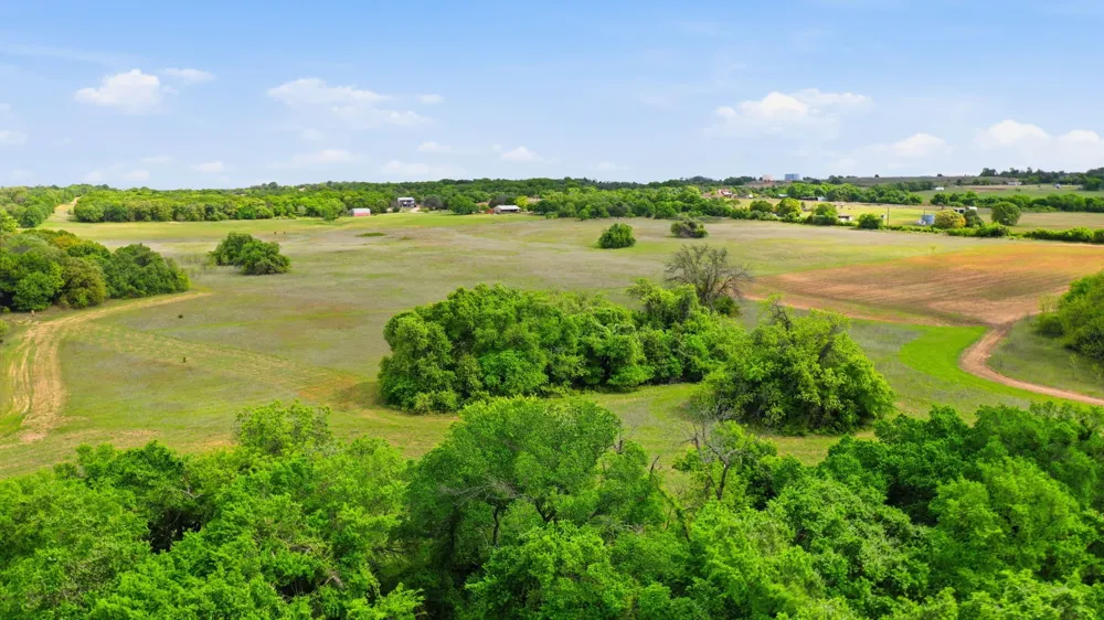 W White Dove Street Azle, TX 76020