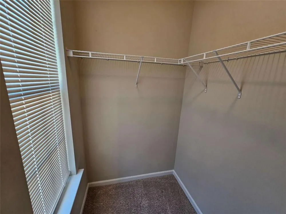 333 Darlington Drive Ellenwood, GA 30294